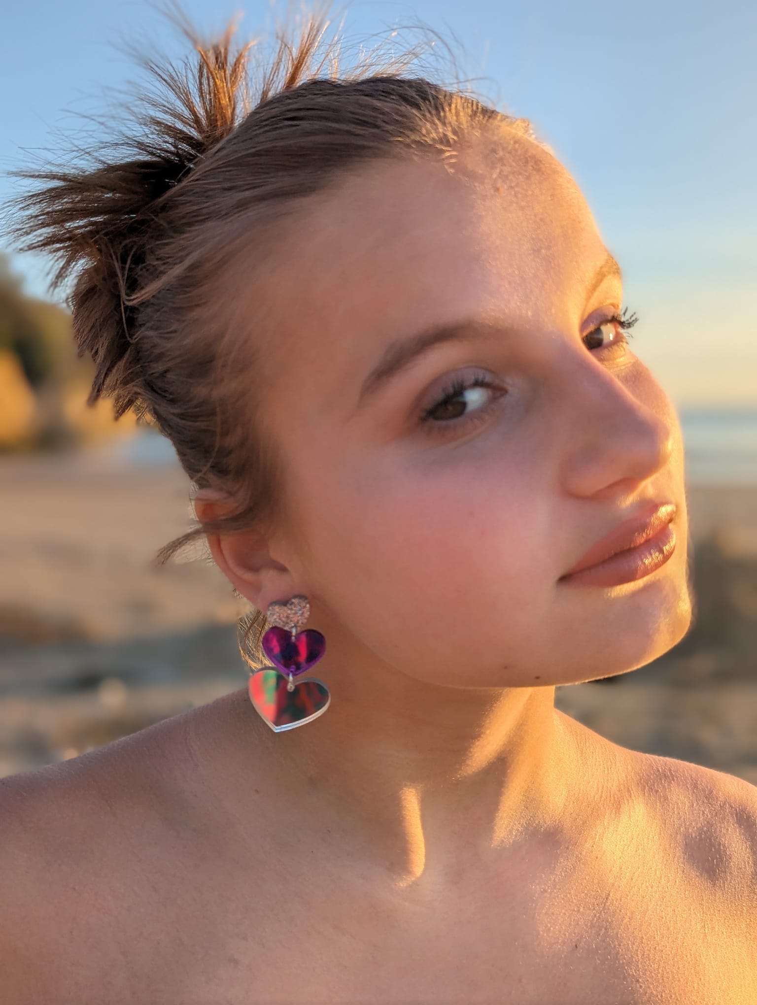 Boucles d'oreilles pendantes 3 Cœurs – Image 2